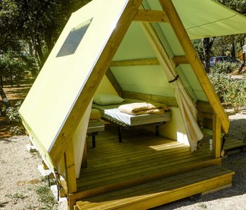 location emplacement camping relais de la bresque