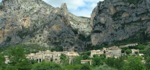 Visiter Moustiers-Sainte-Marie